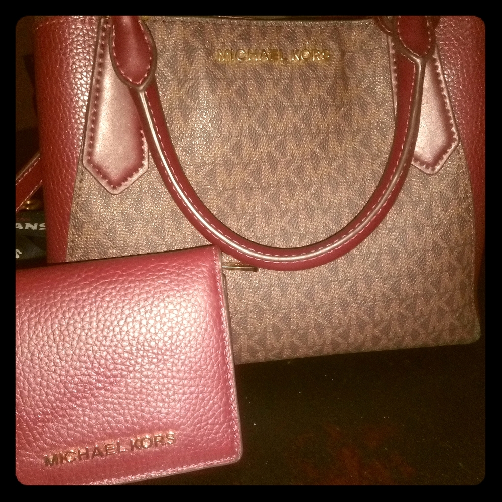 Mk purse
